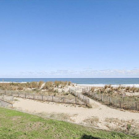 Sandbridge North Ocean City Room photo